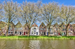 Amsterdam Kasabalar Gezi Rehberi